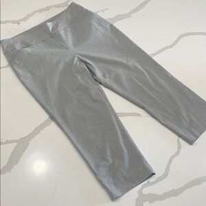 Chico’s fabulously slimming stretch pants size small